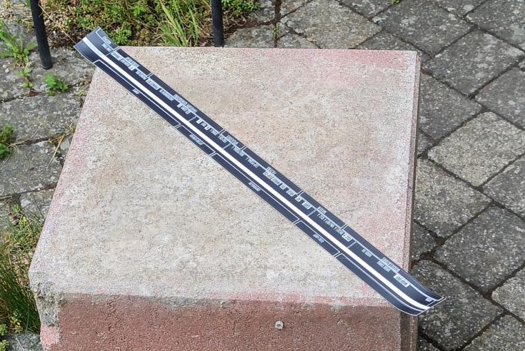 Preview: In-Out-Aufkleber für Dark Moog® Matriarch™ BLACK WHITE